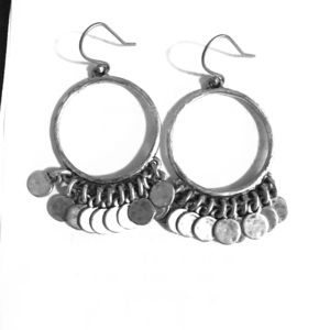 Desperately seeking these Lucky Brand earrings!